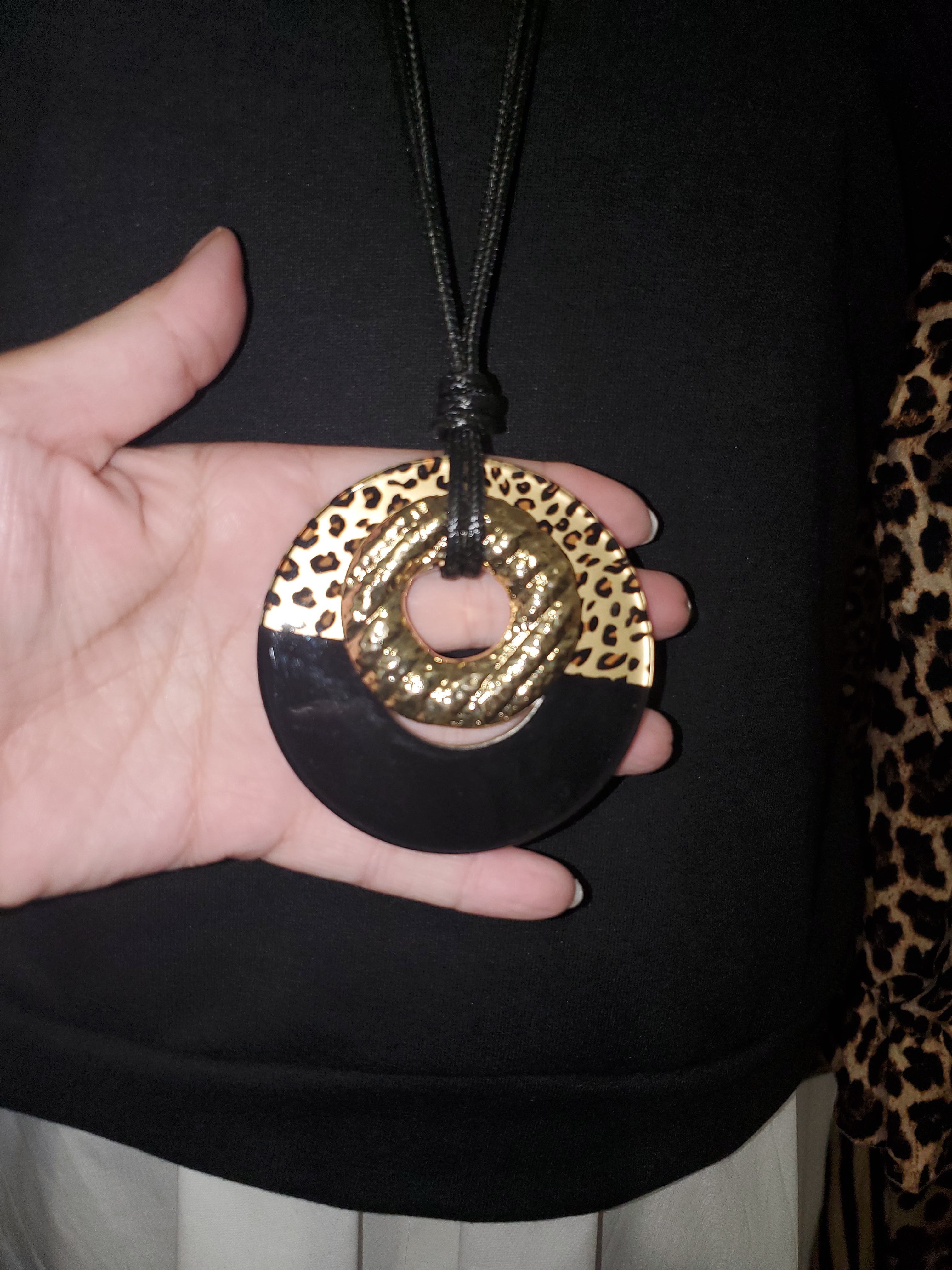 Collier bicolore 🐆