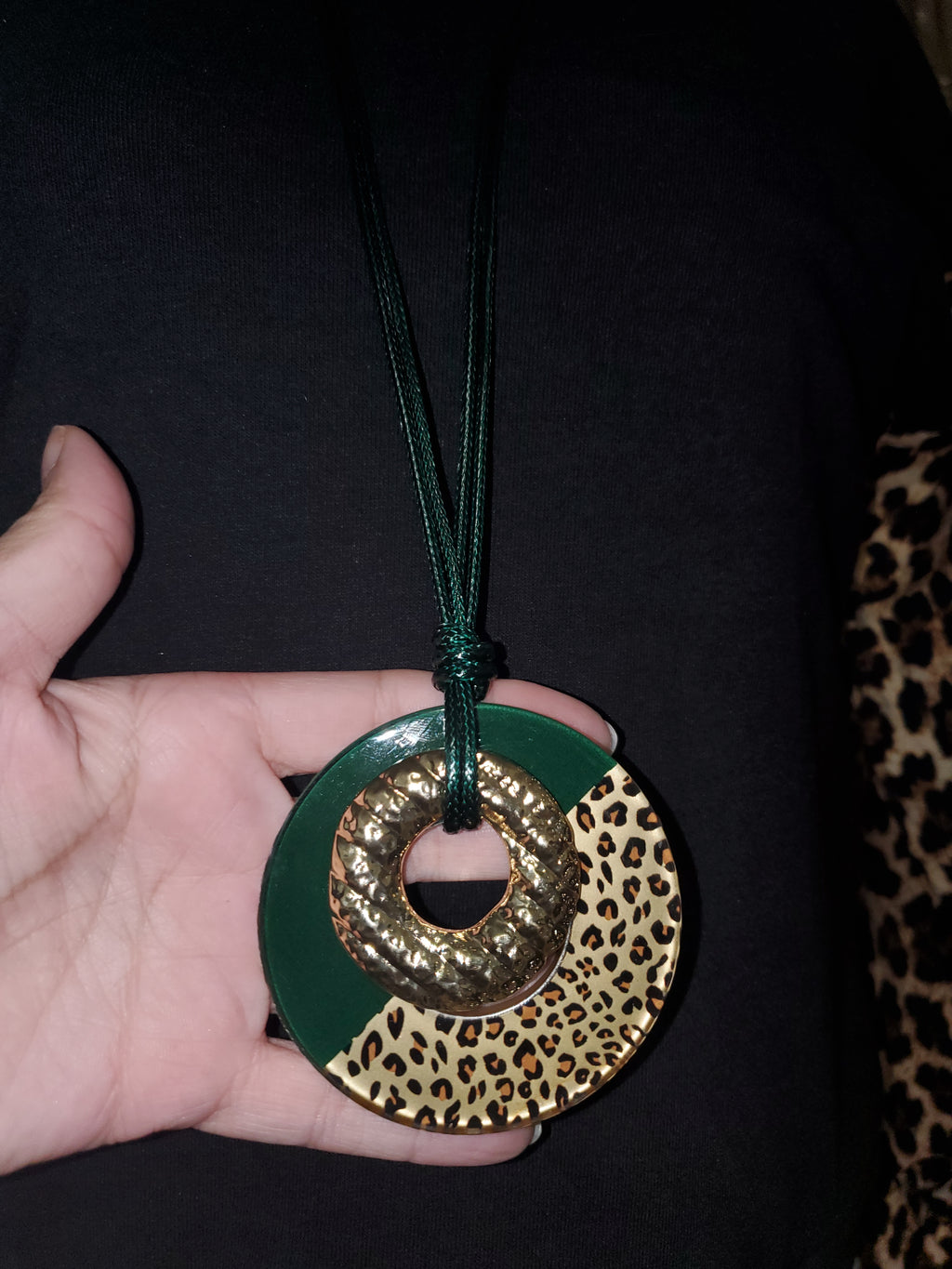 Collier bicolore 🐆